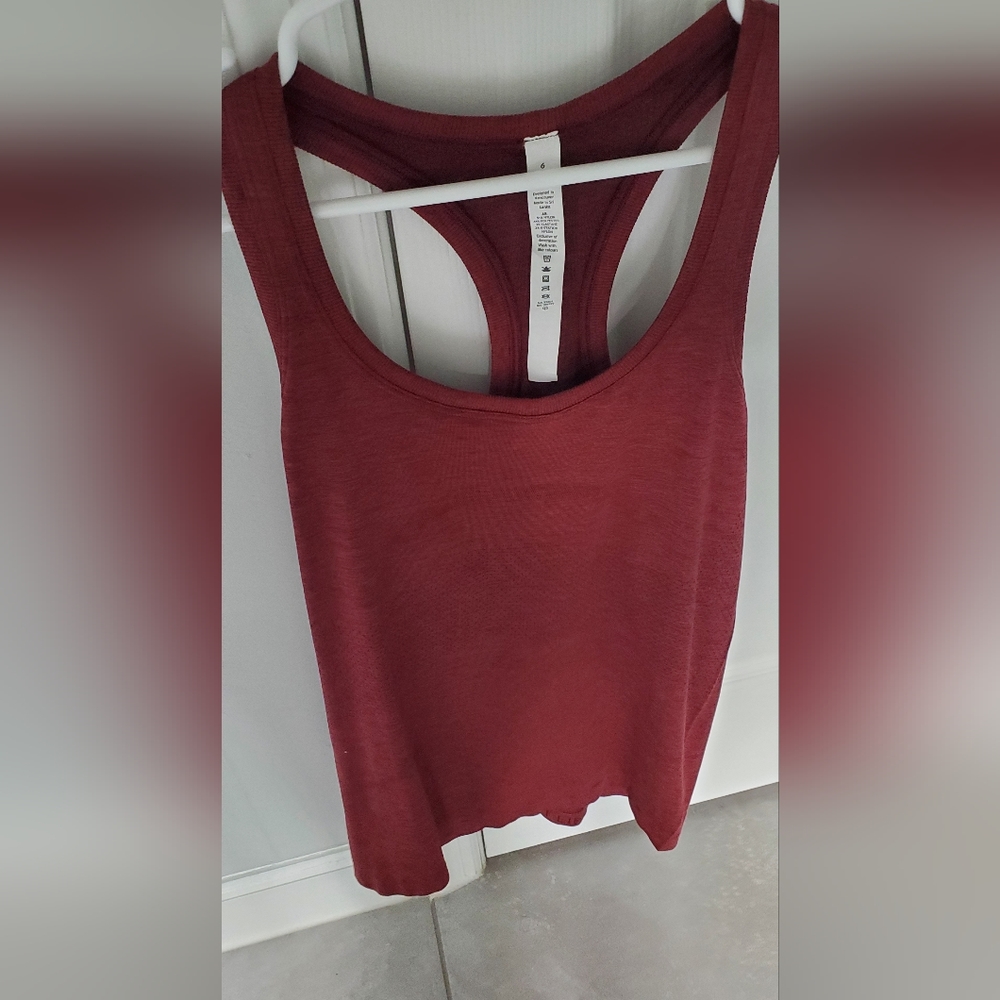 Lululemon swiftly tank top  cassis chianti